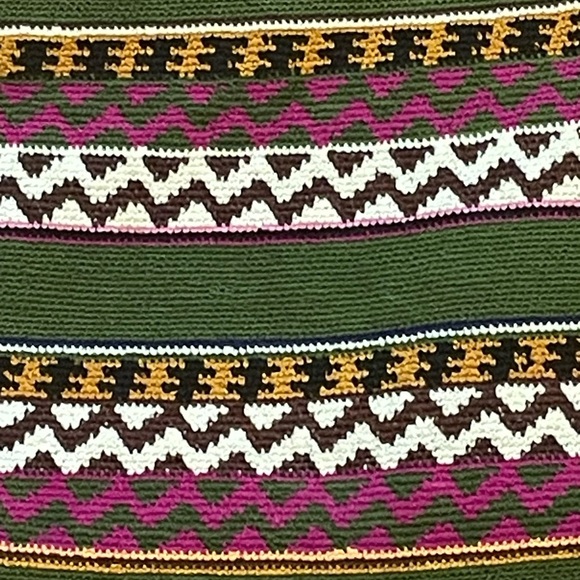 Leather and Woven crossbody/ bucket bag - Picture 5 of 7